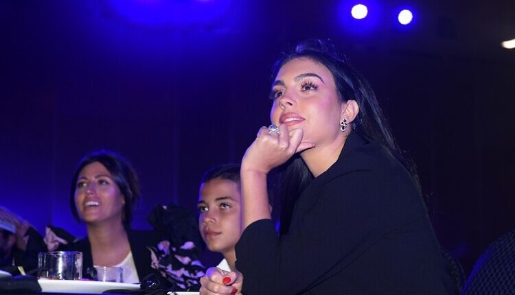 جورجينا وجونيور كريستيانو