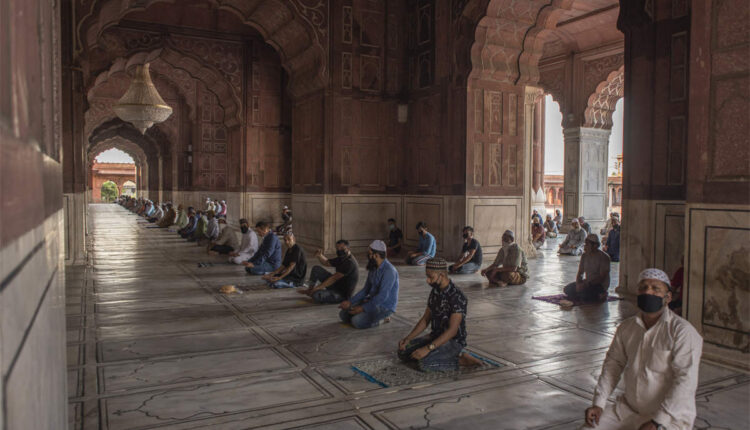 احاديث عن يوم الجمعة