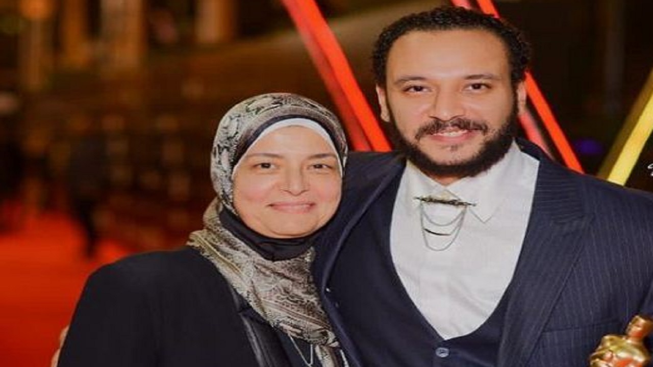 وفاة والدة أحمد خالد صالح