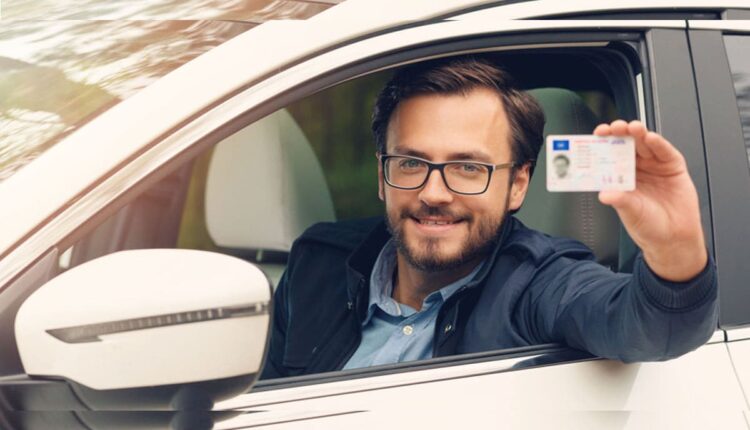 تجديد رخصة القيادة