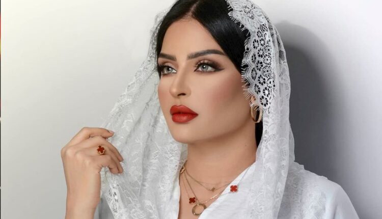 فاشينيستا سعودية تنصح الفتيات بشرب "البيرة" تشعل مواقع التواصل