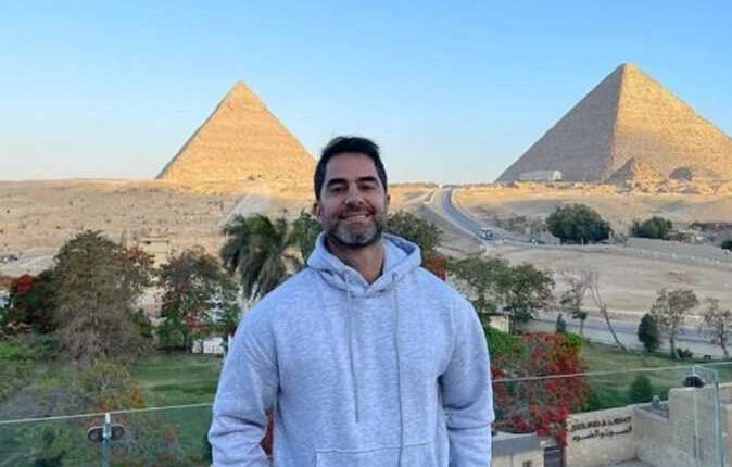 الطبيب البرازيلي فيكتور سورينتينو