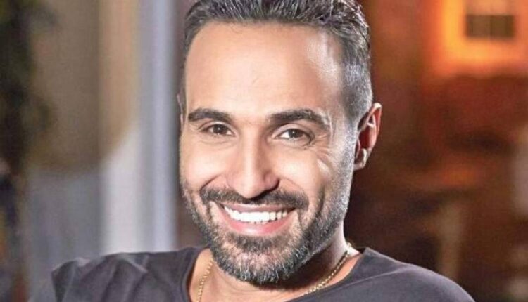 حقيقة سرقة صفحة أحمد فهمي