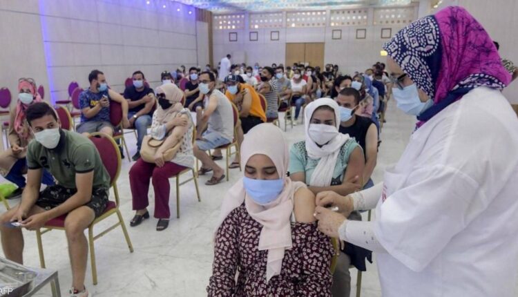 رئيس وزراء تونس يتهم وزير الصحة المقال باتخاذ قرارات شعبوية وإجرامية