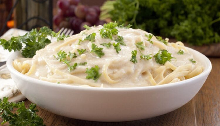 3 أطعمة أساسية تتسبب في الإصابة بأمراض القلب 