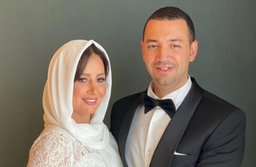 معز مسعود وزوجته حلا شيحة