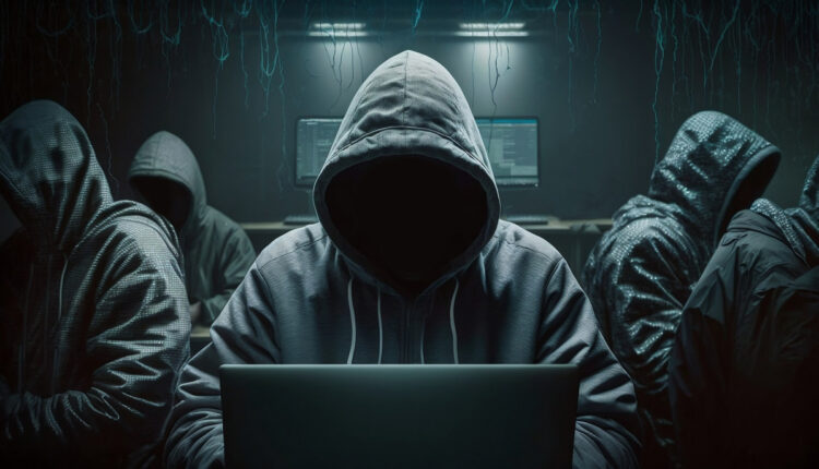 القبض على صاحب أكبر موقع لتسريب الأفلام العربية والأجنبية المقرصنة