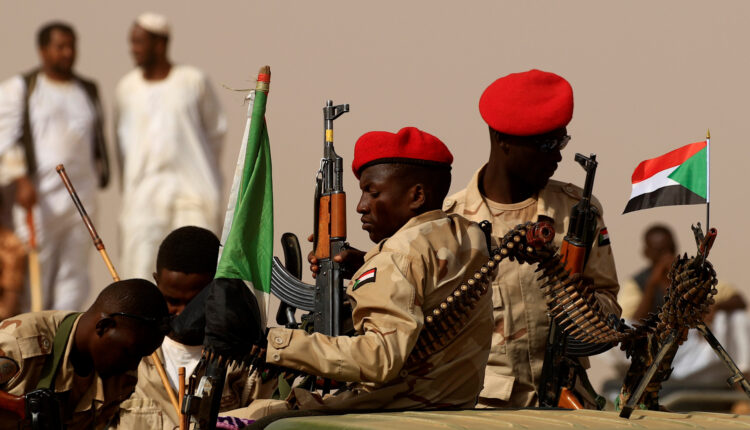 السعودية تدعو طرفي النزاع في السودان لوقف القتال والعودة إلى محادثات جدة