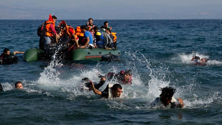 بيان للأورومتوسطى يدعو لتكثيف جهود الإنقاذ بعد فقدان مئات المهاجرين قبالة سواحل اليونان