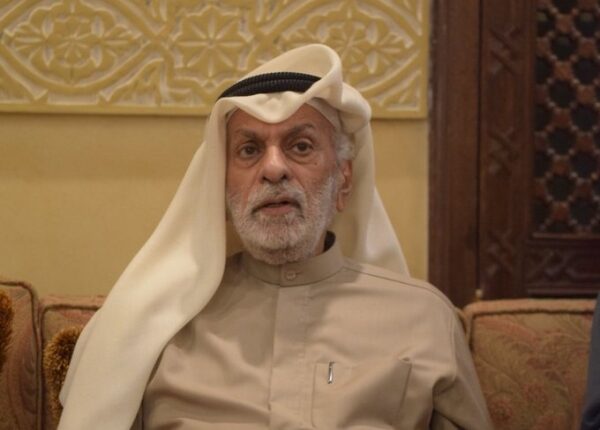 تصريح عبدالله النفيسي بشأن توطين 3 ملايين فلسطيني بصحراء الخليج يثير جدلاً كبيراً