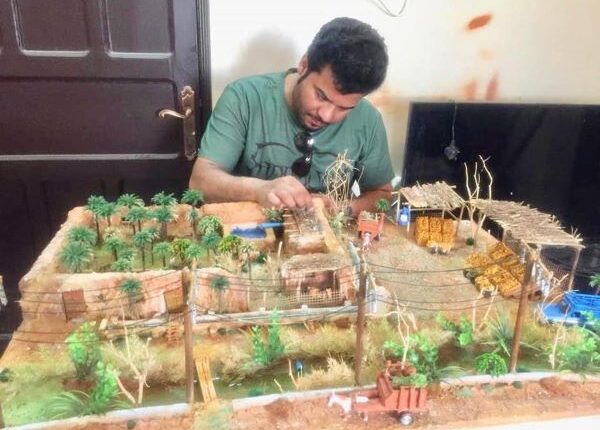 سعودي يجسّد المعالم التراثية في السعودية بمجسمات تحاكي الواقع