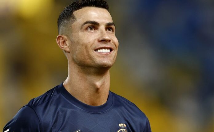 رونالدو يحتفل "بالعرضة السعودية" في صالة التدريبات وبعد تسجيله هدف في مرمى الشباب