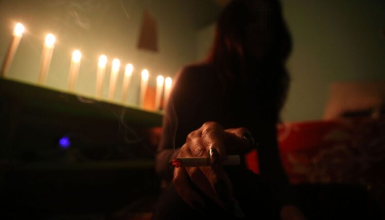 الكويت تعلن رصد 3 شبكات لممارسة الرذيلة وضبط 19 شخصاً من جنسيات مختلفة