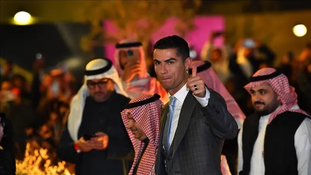 تركي آل الشيخ يعلن أن نجم النصر رونالدو سيكون سفيراً لموسم الرياض بنسخته الرابعة لعام 2023