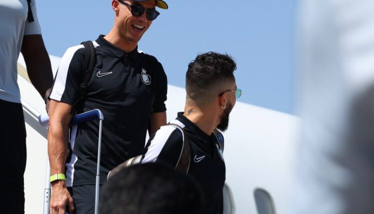 تفاعل كبير على وصول بعثة نادي النصر السعودي إلى إيران