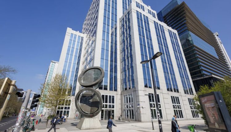 الأصول الروسية المجمدة لتمويل أوكرانيا