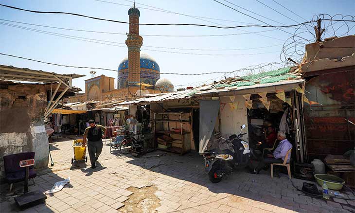 العراق: الزيدي يطالب بملاحقة قتلة ضابط وشرطي والناجي ينفي الشرعية الدينية عن الفصائل