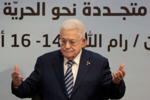 دحلان يبحث تحالفاً مع حماس ضد عباس.. ومصير الانتخابات الفلسطينية في المجهول