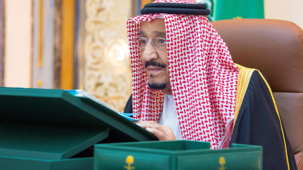 السعودية تدين الحوثيين بـ"إرهابية" والجماعة تدعي ضربات على المخا والجوف