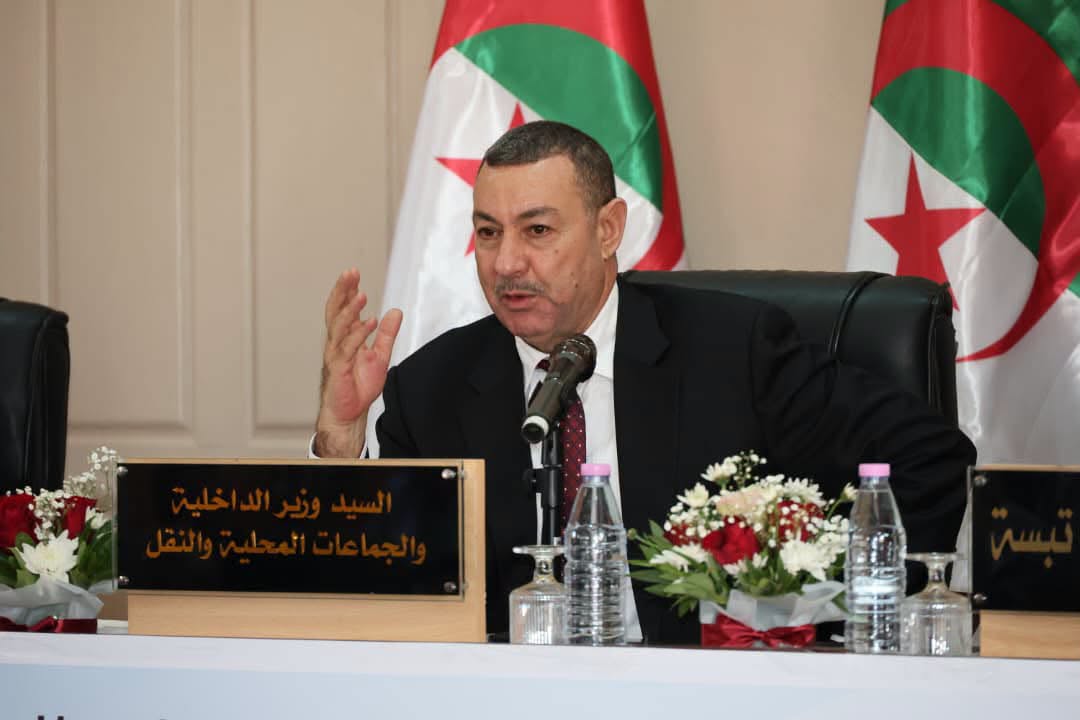 وزير الداخلية الجزائري: لم أشهد في حياتي هكذا ارتفاعا في الأسعار