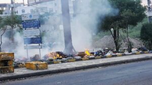 تعز.. حياة مدنية تتعثر قرب جبهات القتال وسط شح الوقود